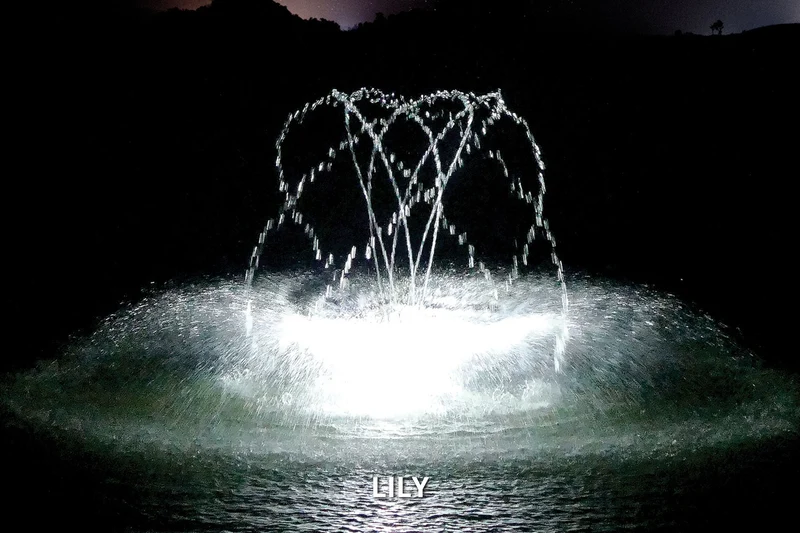 Aqua Control® Fusion Multi-Nozzle Floating Fountains 0.5-2HP