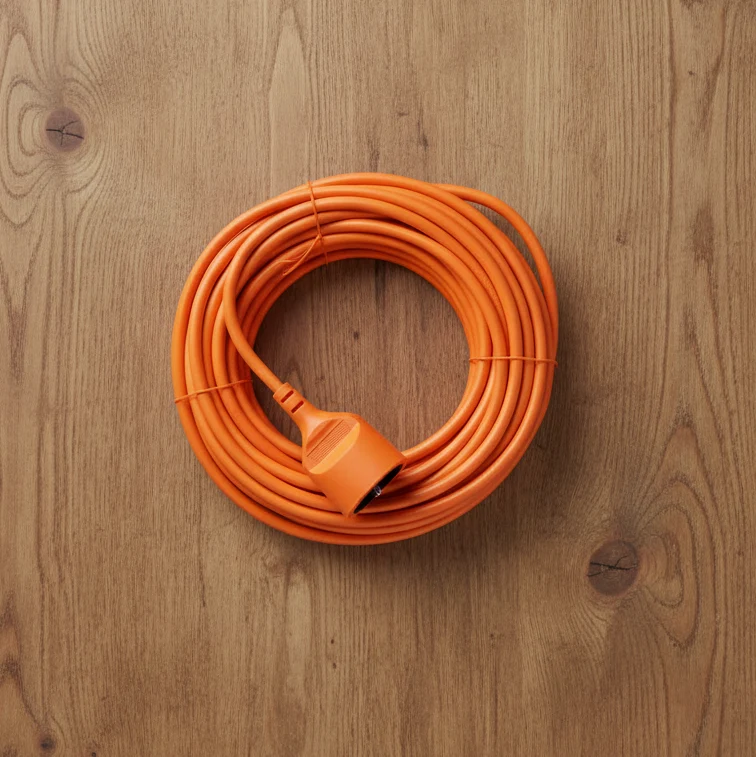 Rallonge électrique de jardin 25 m câble HO5VV-F 3G1.5 - 3680W, NF, sécurité enfant, câble orange haute visibilité