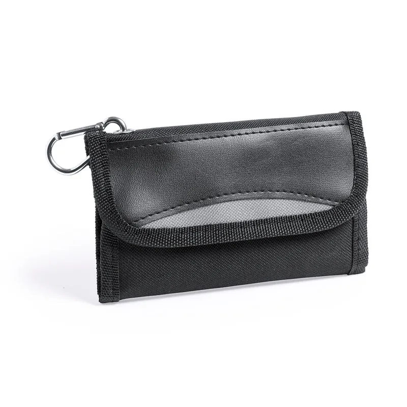 Set d´outils avec 19 accessoires dans un étui zippé en polyester résistant CONGUS