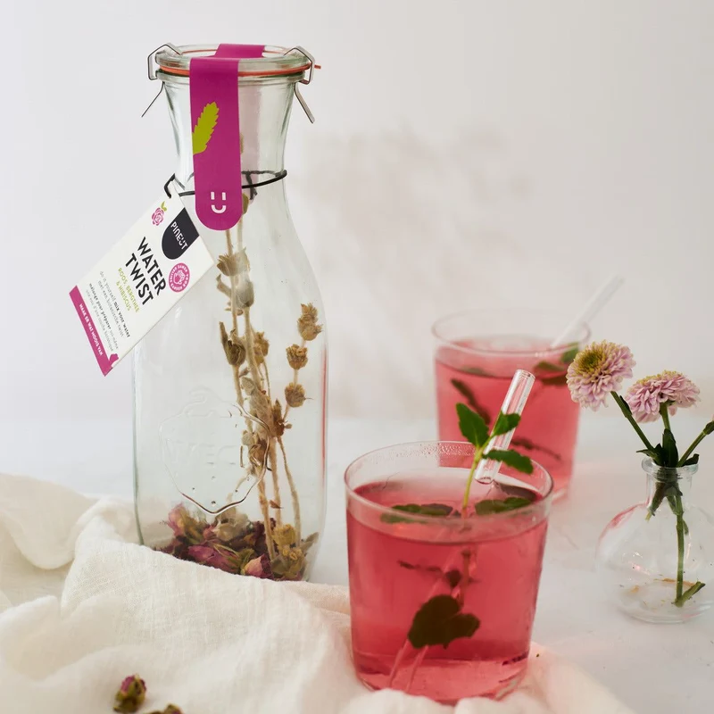 Bevanda in bottiglia Water Twist Rosa, Tè di Montagna e Ibisco Preparato fai da te in bottiglia
