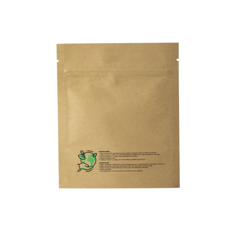 Graines de pétunia et sac avec substrat de croissance SOBER