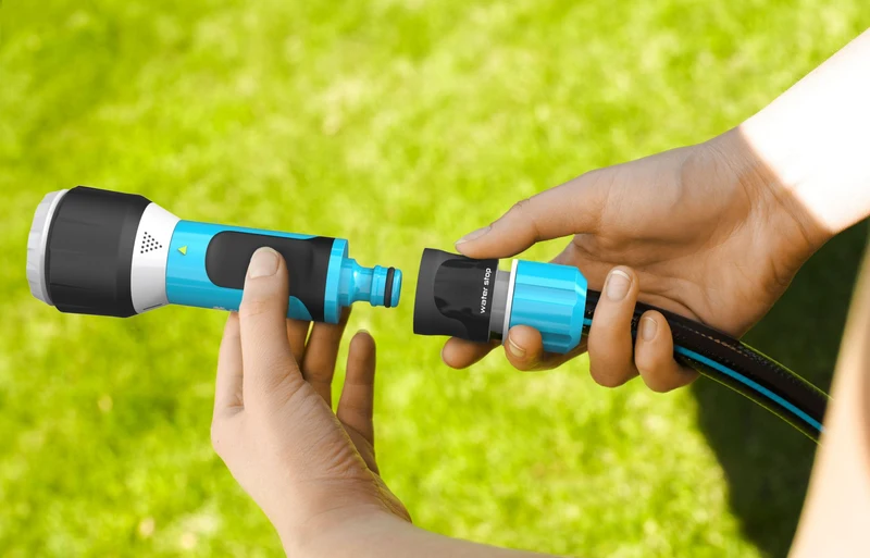 Ergonomic Multifunctional Garden Sprinkler with Adjustable Water Flow Regulation
