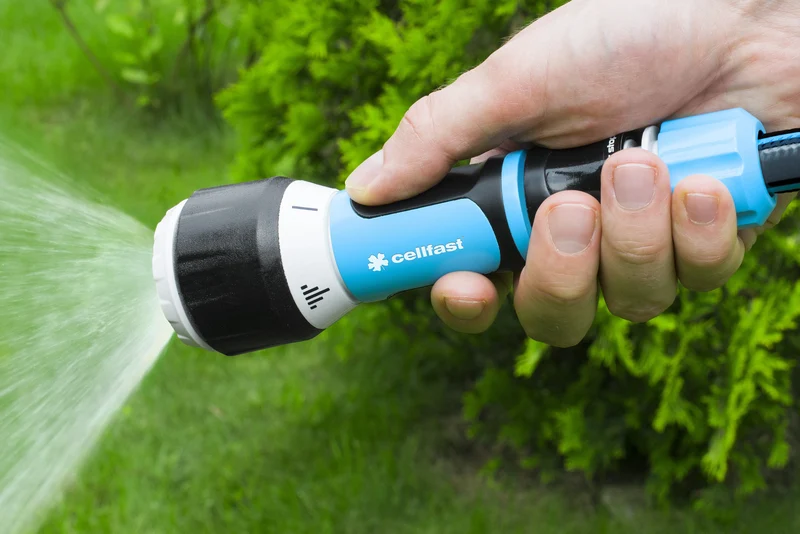 Ergonomic Multifunctional Garden Sprinkler with Adjustable Water Flow Regulation