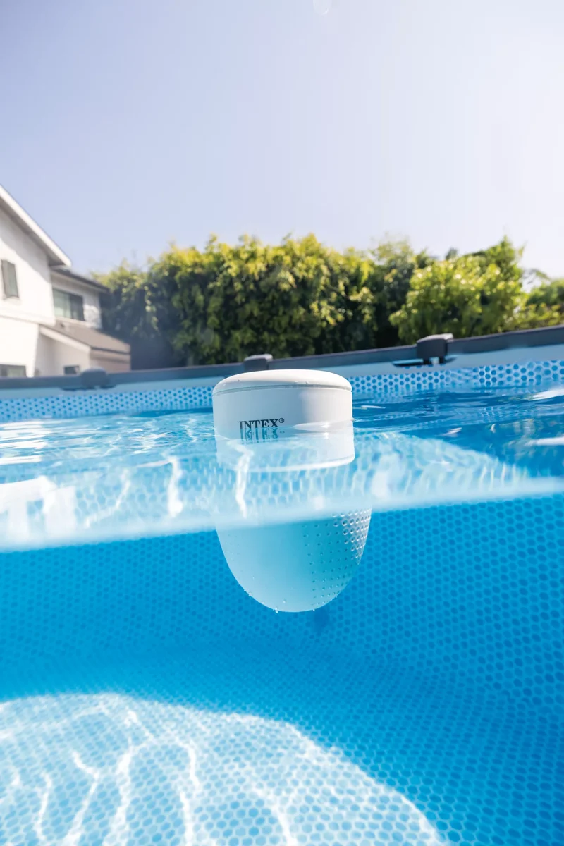 Analizzatore d'Acqua Piscina Galleggiante 1.81kg Bianco Intex