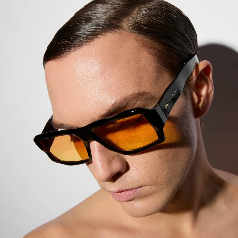 Occhiali da Sole KANSAS Nero Lenti Giallo Gradiente SELETTI x OKKIA