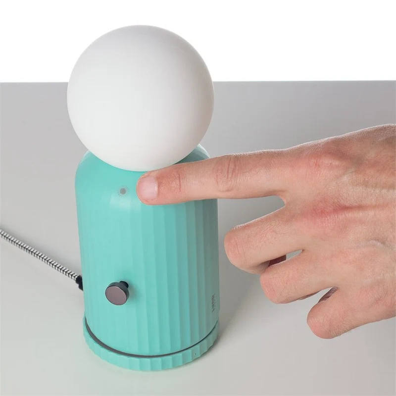 LAMPADA CON RICARICA WIRELESS MENTA