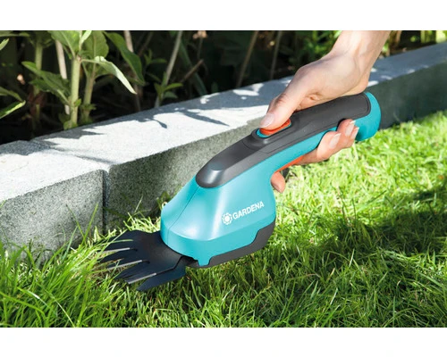 SET FORBICE A BATTERIA PER SIEPI E BORDO PRATO